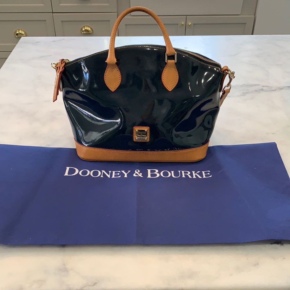 Dooney & Bourke Patent Leather handbag-Navy!